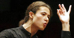 Лучший молодой дирижер России выступит в Петербурге