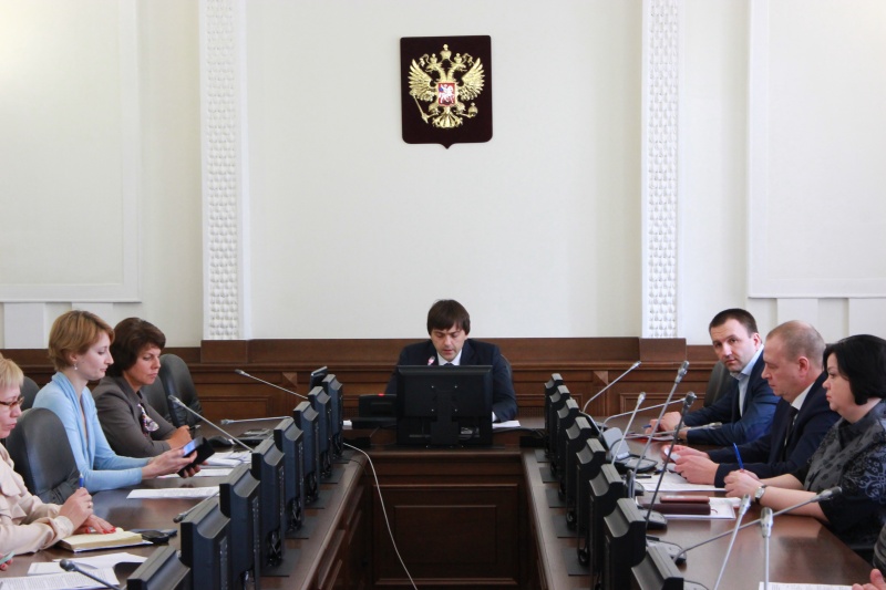 Рособрнадзор планирует эффективное взаимодействие с РСМ по общественному наблюдению за ЕГЭ